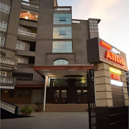 Hotel Atithi Guwahati Zewnętrze zdjęcie