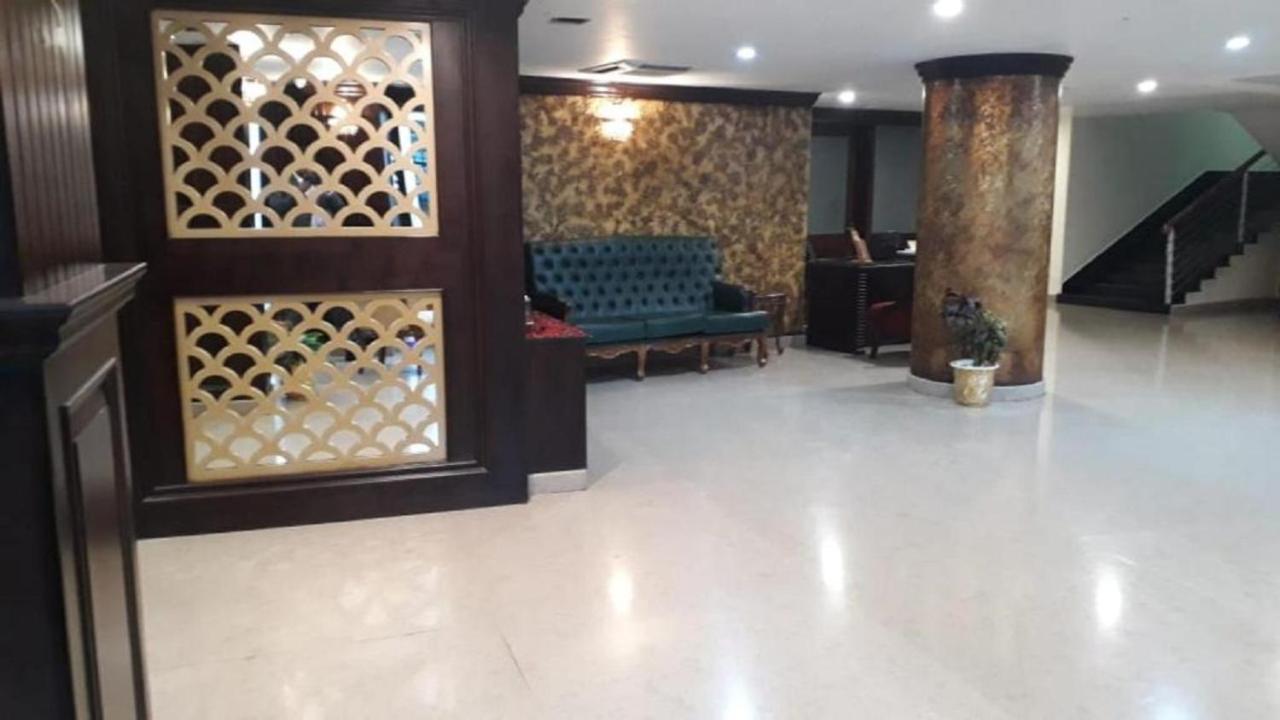 Hotel Atithi Guwahati Zewnętrze zdjęcie