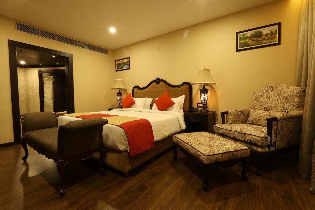 Hotel Atithi Guwahati Zewnętrze zdjęcie