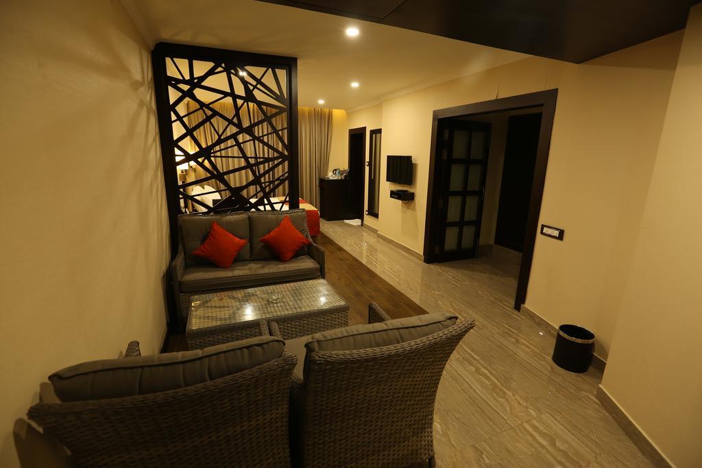 Hotel Atithi Guwahati Zewnętrze zdjęcie
